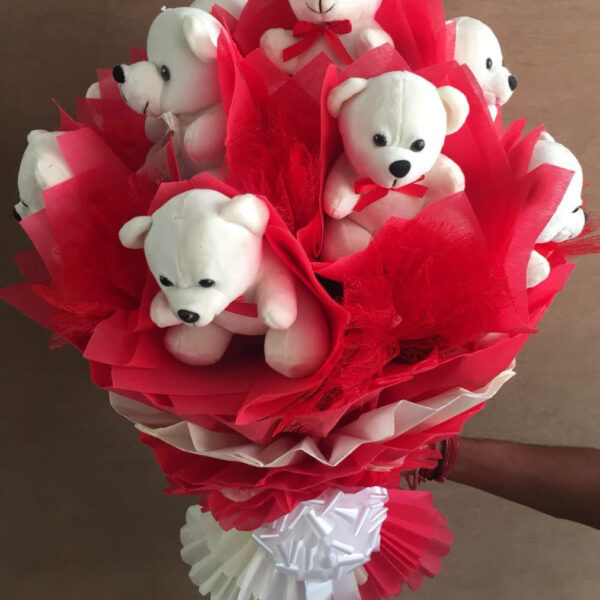 8 Teddy bouquet by Dewdrops Florals