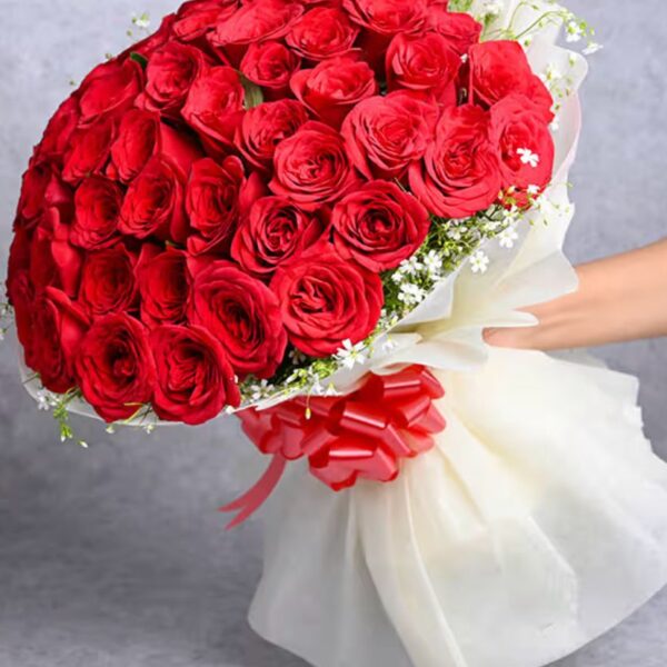 100 red roses bouquet